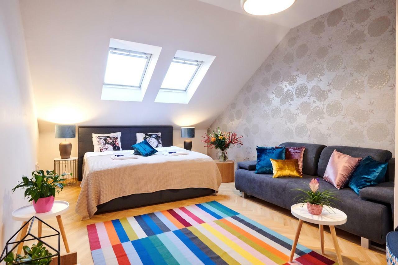 Royal Route Lesser Town Apartment Prague